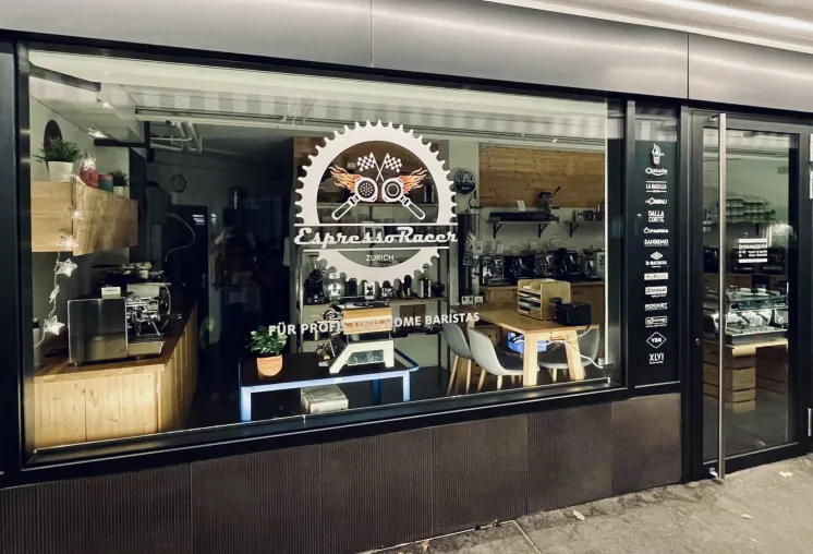 Bild: Vom Sattel in den Siebträger: «Espresso Racer» eröffnet einzigartigen Kaffeetempel in Zürich