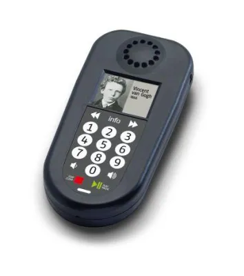 Bild: Audioguide im BMW Museum München erfreut Besucher in 9 Sprachen