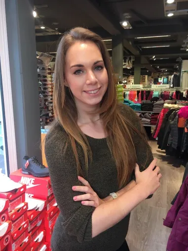 Bianca Schneider wechselt als Projektmanagerin zu intoCommerce Bild: Bianca Schneider wechselt als Projektmanagerin zu intoCommerce