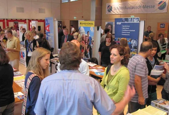 Bild: Erste SchülerAustausch Messe in Deutschland zu Kanada zeigt: Großes Interesse an Kanada als Bildungsland