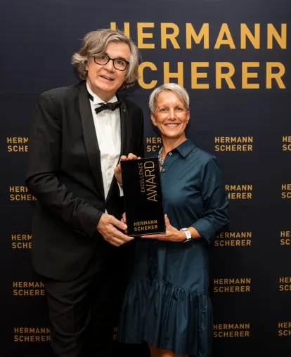 Zukunftsexpertin überzeugt Publikum und Jury bei internationalem SpeakerSlam Bild: Zukunftsexpertin überzeugt Publikum und Jury bei internationalem SpeakerSlam