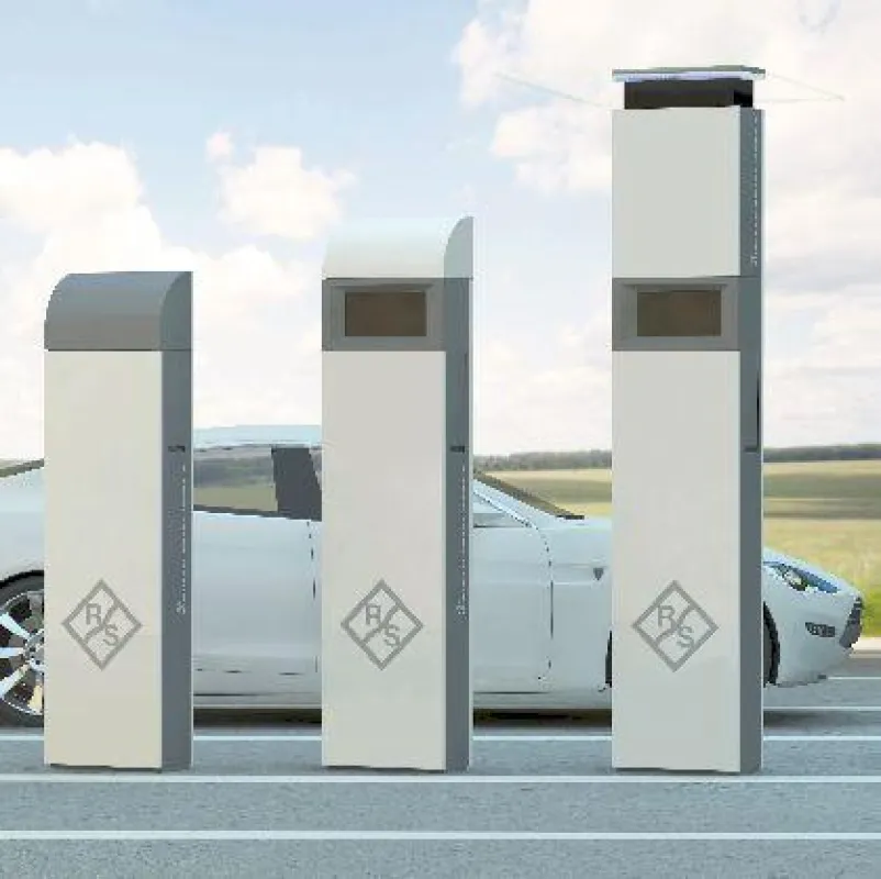 Bildunterschrift von links nach rechts: Die Produktfamilie der E-POWER STATION in den Modellen L 1600, L 1900, L 2300