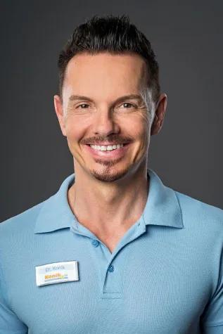 “Aligner - die unsichtbare Zahnspange” Bild: “Aligner - die unsichtbare Zahnspange”