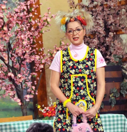 Bild: Petra Hoffmann alias Sachsenkind Friedlinde als Julia in der Wernesgrüner Musikantenschenke