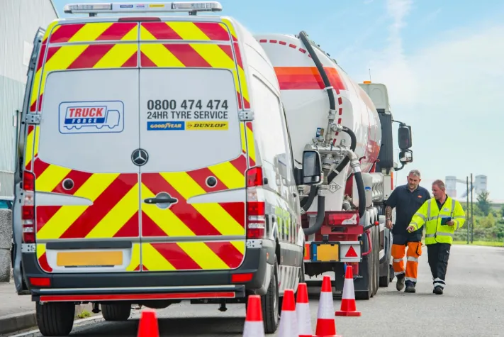 Bild: Ausgezeichnete Pannenhelfer: Goodyear honoriert Kompetenz im Pannenservice