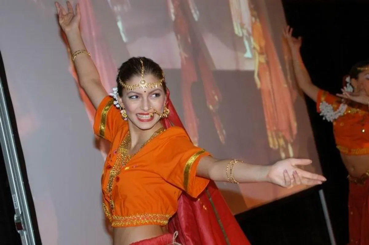 Malaysische Tänzerin bei einem der letzten Empfänge