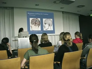 Bild: Fenster zum Gehirn - Und offene Türen für "Girls" am Leipziger Max-Planck-Institut für Kognitions- und Neurowissenschaften