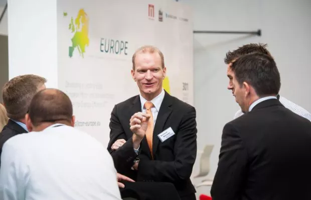 Bild: znt-Richter in Asien gefragter Gesprächspartner für High-Tech-Konzerne