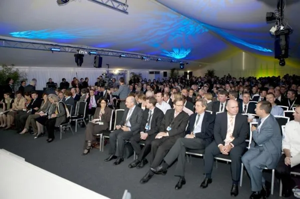 pulsmacher inszenierte Eröffnung des Heilbronner Entwicklungszentrums von Unilever Bild: pulsmacher inszenierte Eröffnung des Heilbronner Entwicklungszentrums von Unilever