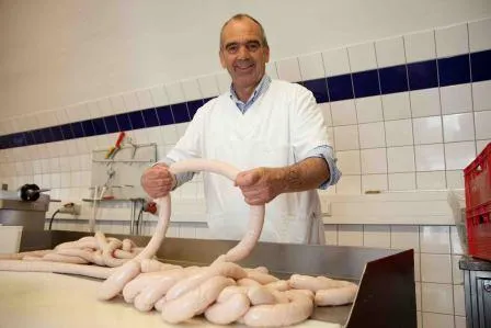 Hier geht‘s um die Wurst Bild: Hier geht‘s um die Wurst
