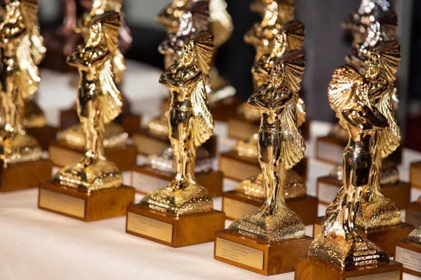 Bild: POPAI POS Award für leuchtende Verpackung