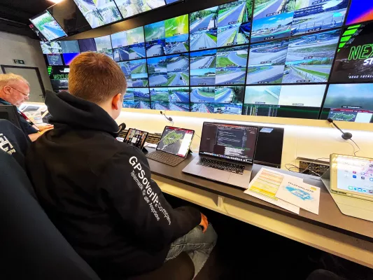 Bild: Saisonstart am Nürburgring: GPSoverIP als fester Bestandteil des Sicherheitskonzepts