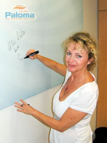 Sina Lenz im Starinterview bei Radio Paloma Bild: Sina Lenz im Starinterview bei Radio Paloma