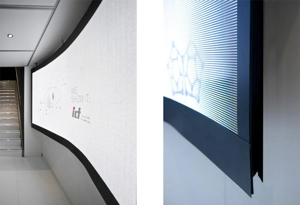 Die geringe Tiefe der ICT inspire flex LED bietet vielfältige Einsatzmöglichkeiten im Festinstallations- Messebereich.