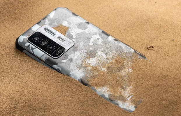 Bild: Oukitel WP27: Leichtgewicht unter den Outdoor-Smartphones im coolen Tarn-Look