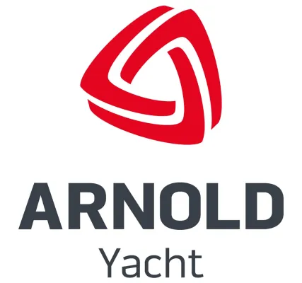 Bild: Arnold lädt zum virtuellen Yachtrundgang ein    