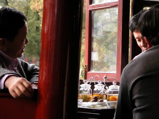 Bild: Talk don’t Chat – moderne Teehauskultur statt Small Talk