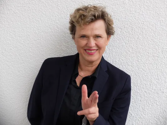 Selbstmarketing im Kunstmarkt: Was für ein Selbstmarketingtyp bist du? Lerne dich kennen. Online-Intensivtag Bild: Selbstmarketing im Kunstmarkt: Was für ein Selbstmarketingtyp bist du? Lerne dich kennen. Online-Intensivtag