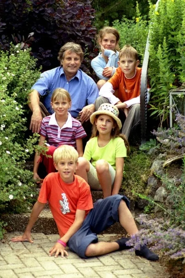 Zappelphilipp war gestern: Joseph Kennedy startet die Lern-Revolution im Internet.