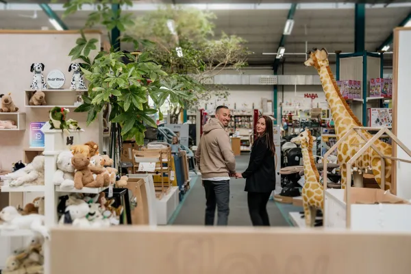 Bild: Familienbett von HANDGEMACHT & 1ZIGARTIG jetzt im Babyfachmarkt Baby Bellmann ausgestellt