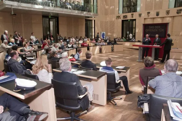 Bild: niedermeier+ organisiert Tag der offenen Tür des Bundesrates
