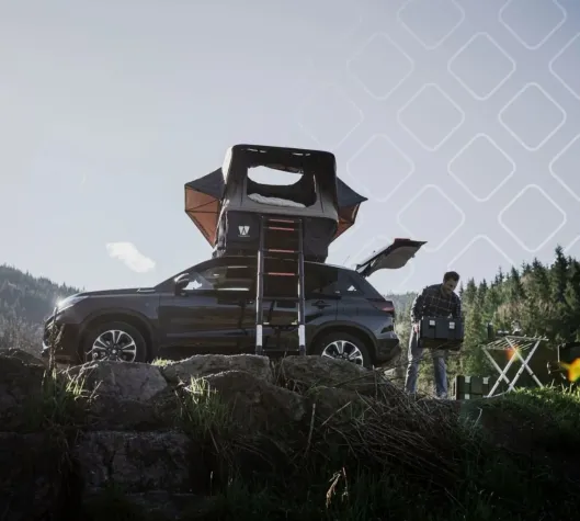 Bild: Dachzelt mieten bei trekvoss - Freiheit genießen und die Natur entdecken. 