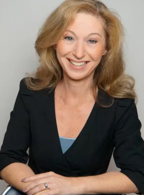 Raus aus der Komfortzone fordert Personal Coach Andrea Weller im Vortrag bei Network Women Bild: Raus aus der Komfortzone fordert Personal Coach Andrea Weller im Vortrag bei Network Women