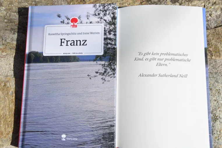 Länderübergreifendes Buchprojekt durch österreichisch-schweizerische Coautorinnenschaft Bild: Länderübergreifendes Buchprojekt durch österreichisch-schweizerische Coautorinnenschaft