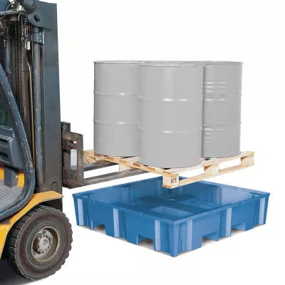 Bild: PolySafe Euroline – die kompakte Lösung zur Lagerung von Fässern