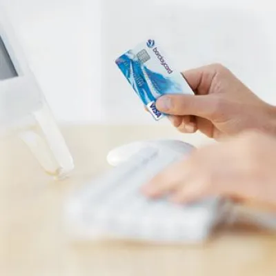 Ein Auto mieten: Tipps rund um Bezahlung und Versicherung Bild: Ein Auto mieten: Tipps rund um Bezahlung und Versicherung