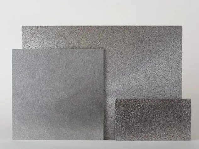 Bild: Sinterplatten oder Platten aus porösem Aluminium?