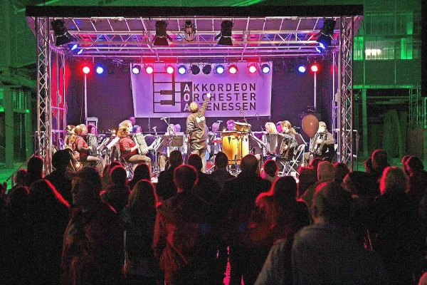 Bild: ExtraSchicht 2015 – Rock- und Popmusik mit Akkordeon