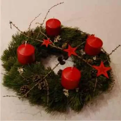 Bild: Erhöhte Brandgefahr während der Adventszeit in Mietwohnungen