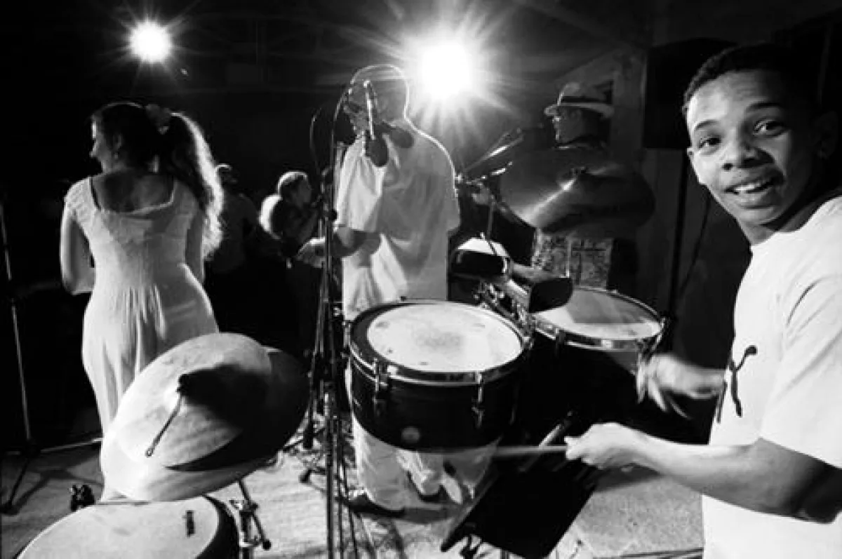 Grupo Cimarron de Cuba