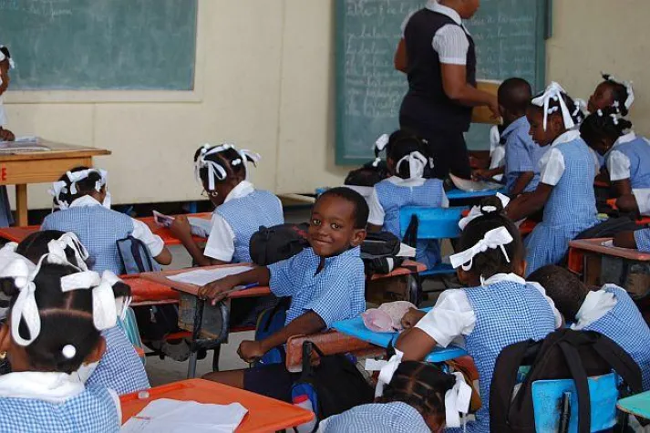 Bildung ermöglichen! Bild: Bildung ermöglichen!