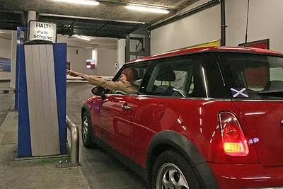 Bild: Autogas/LPG in Schweizer Parkhäuser/Tiefgaragen erlaubt