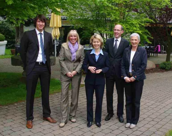 Bild: Ursula von der Leyen lobt Essener Mintrop Hotels