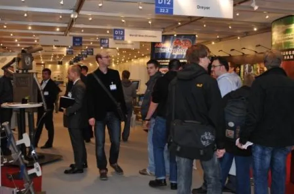 Bild: FMB 2011 auf Erfolgskurs: Attraktivität der Zuliefermesse steigt weiter