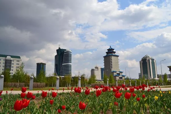 Bild: Polpharma strategic moves to buys a Pharma company in Kazakhstan