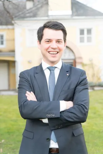 Bild: Michael Oberrauch neuer General Manager im ARCOTEL Castellani Salzburg