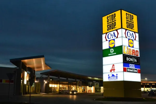 HUBER Reklametechnik holt 3 Großaufträge über Euro 2,5 Mio. Bild: HUBER Reklametechnik holt 3 Großaufträge über Euro 2,5 Mio.