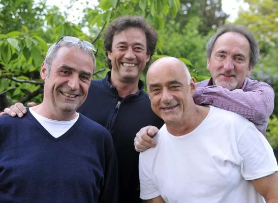 Mit Bier und Bratwurst - Tommie Goerz liest "auf dem Keller" Bild: Mit Bier und Bratwurst - Tommie Goerz liest "auf dem Keller"