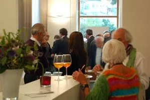Bild: Cocktails unter Heizpilzen – die Aigner Immobilien GmbH feierte ihr Sommerfest