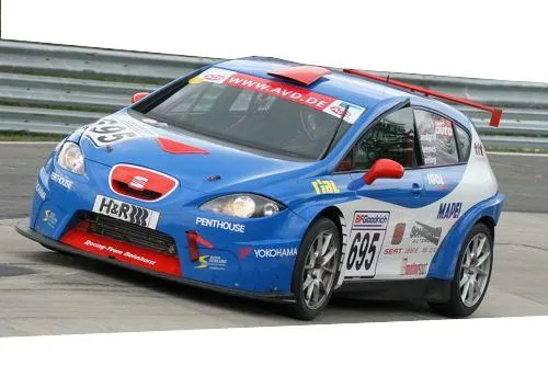 Debut und Sieg - Supererfolg beim Saisonauftakt in der grünen Hölle für Swen Landgraf Bild: Debut und Sieg - Supererfolg beim Saisonauftakt in der grünen Hölle für Swen Landgraf