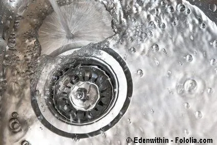 Bild: Abfluss verstopft: Diese Mittel helfen wirklich