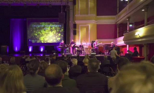 Ehrenpreisträger des 2. DEUTSCHEN FILMMUSIKPREISES 2015 wird Bernd Wefelmeyer Bild: Ehrenpreisträger des 2. DEUTSCHEN FILMMUSIKPREISES 2015 wird Bernd Wefelmeyer