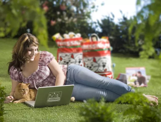 Bild: Tierisch neues Design und viele attraktive Features - Fressnapf.de putzt sich für Tierfans heraus