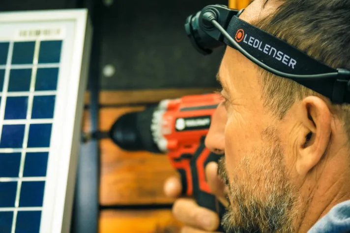 Bild: Die Revolution in portablem Licht: Die P- und H-Serien von Ledlenser