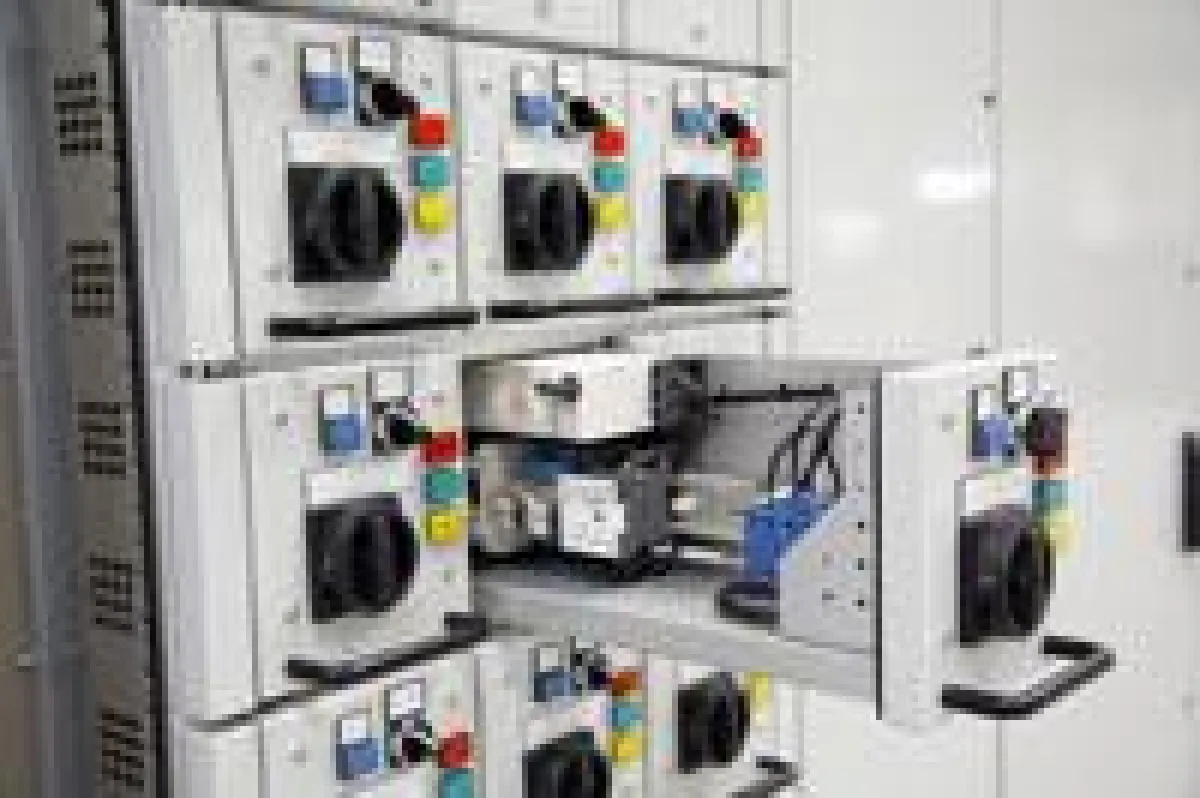 Der französische Systemlieferant SOREEL ?hat was?: Automatisierte industrielle Verfahren, Sondermaschinen, Verteiler...