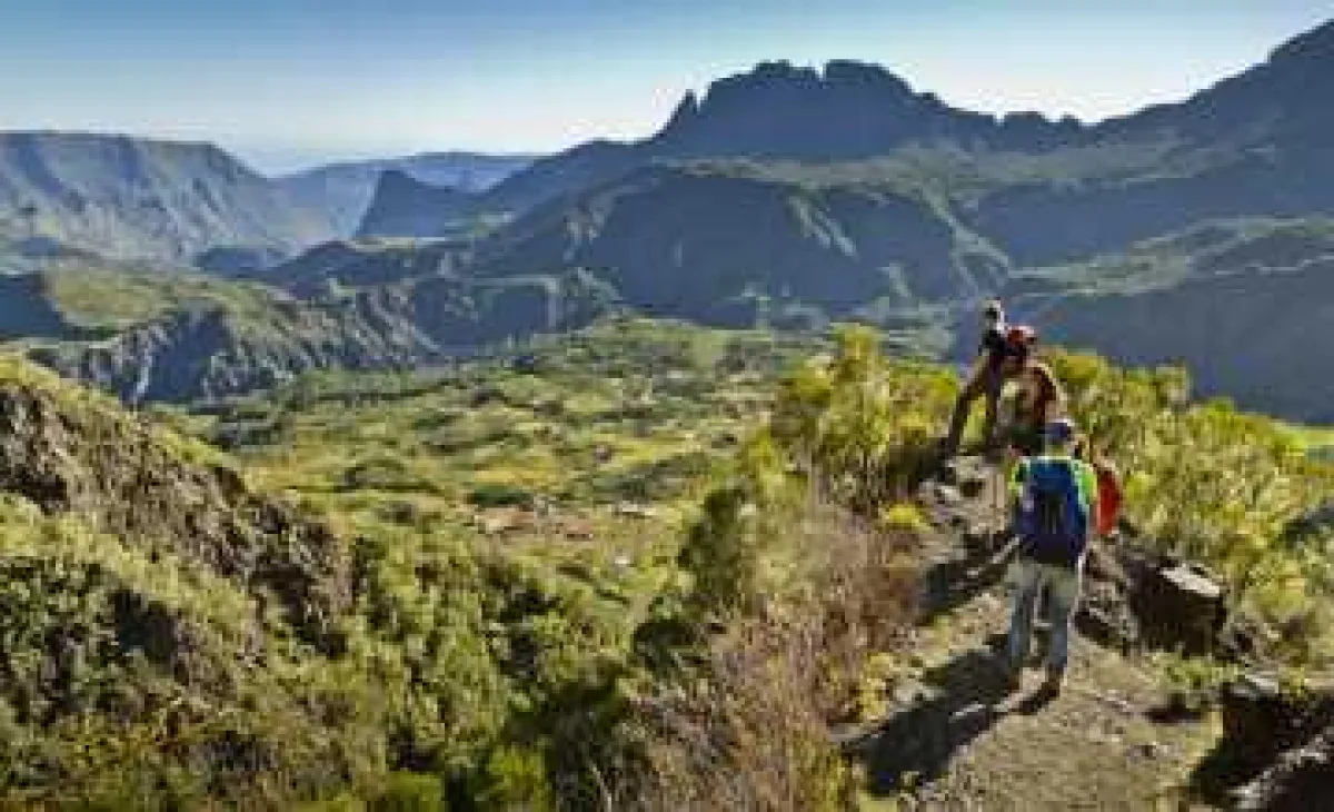 Vulkanismus, Tropenflair u. französisch-kreolisches Savoir-vivre - diesen Mix schafft nur La Réunion